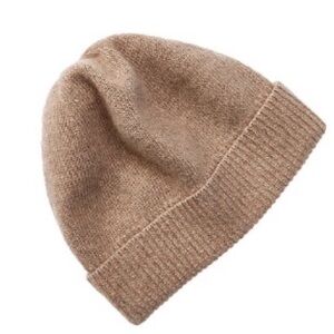 Designer Luxury 100% Cashmere Hat
$75 $270 Size: OS |